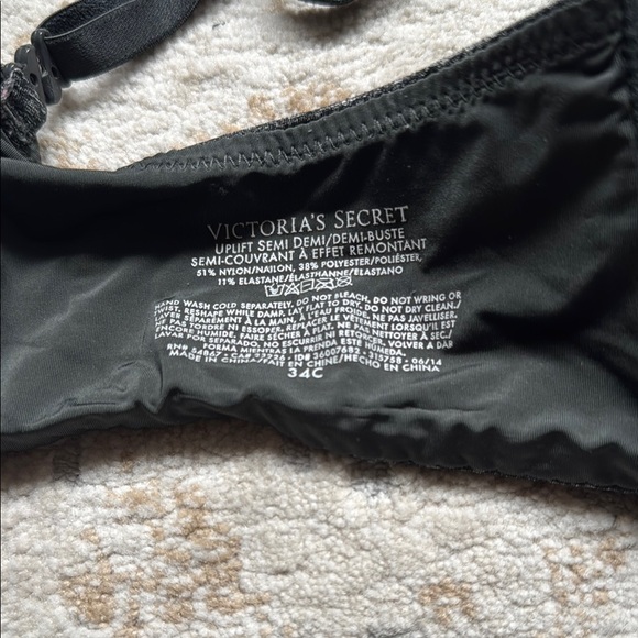 Bundle of 5 Victoria Secret Bras Size 34C - Picture 13 of 13